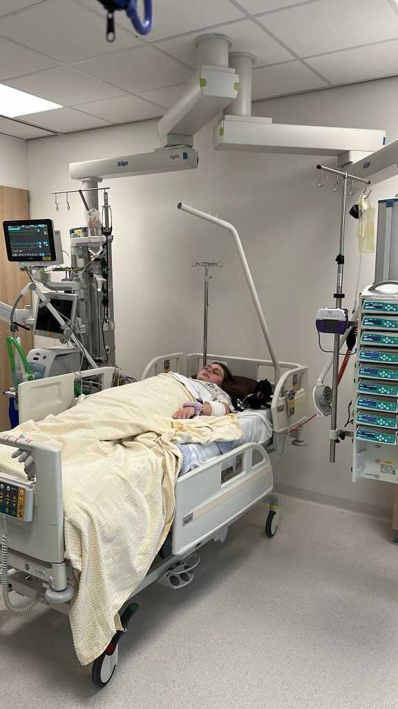 Ziekenhuisbed tijdens een opname